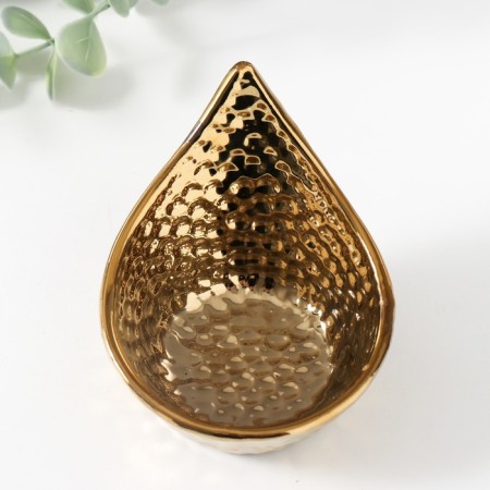 Ceramics candlestick for 1 candle "drop" d = 5 cm gold 11x9x8 cm-3