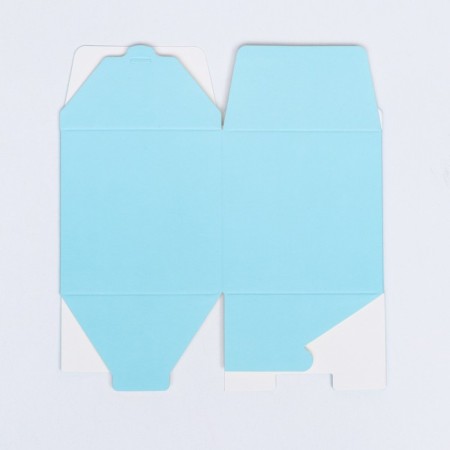 The box is folding, square, blue, 8 x 8 x 8 cm,-3