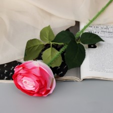 Artificial flowers 