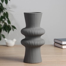 VAZA Ceramics Table 