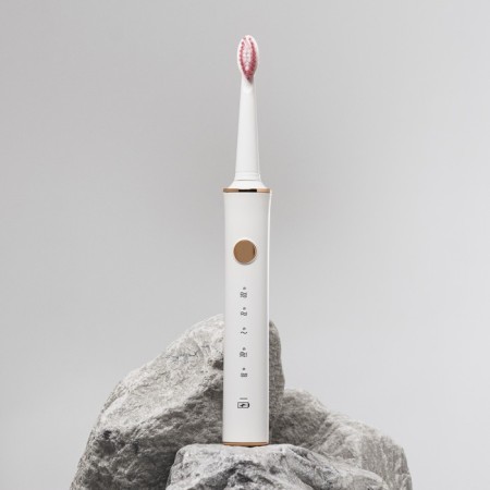 Electric toothbrush Luazon LP-002, vibration, 31000 DV/min, 4 nozzles, batteries, white