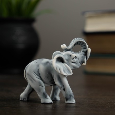 Souvenir "Small Elephant" 5.7cm-1