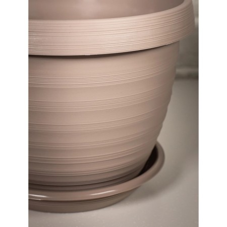 Plastic pot "Toledo", d = 20, with a pallet, frappe-2