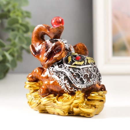 Polystone souvenir "Elephant with ruby ​​on coins" 8x6.5x8.5 cm-2