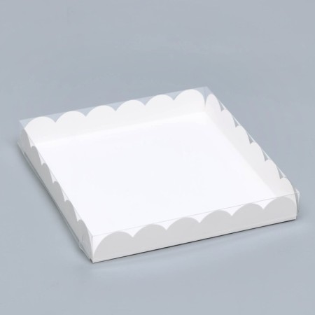 Box for cookies, white, 21 x 21 x 3 cm