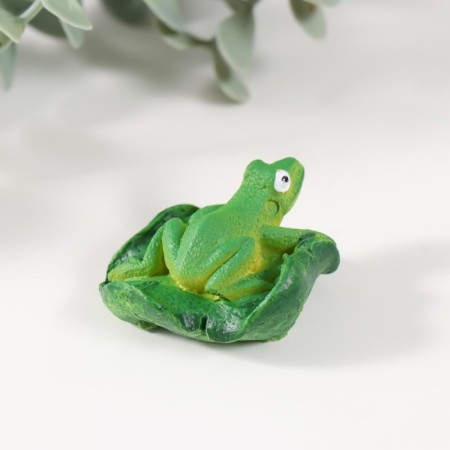 Figure for Florarium Polystone "Frog on the sheet" 4x4x2 cm-3