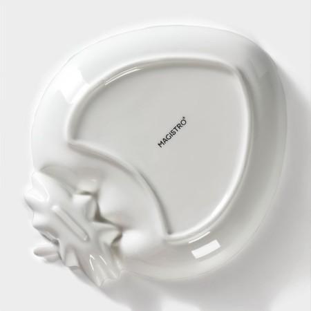 Porcelain dish with magistro sauce "Blanche. Strawberries ", 20 × 17 cm, white color-3