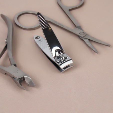 Manicure set, 7 items, in case, gray/golden drawing-4