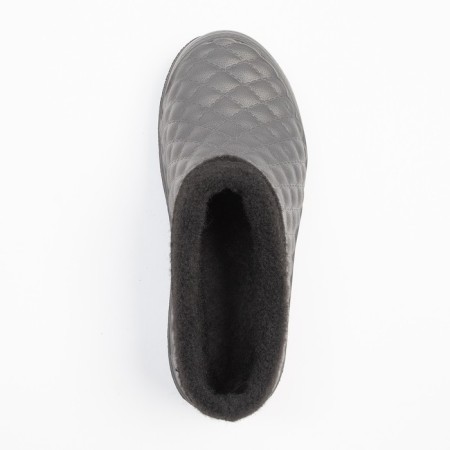 Galos are insulated, color mix, size 39-3