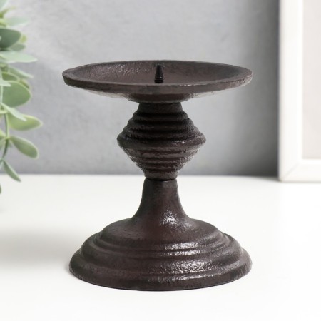 Cast iron candle for 1 candle "feudal lord" 9x9x9 cm