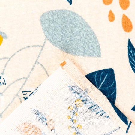 Flower field towel 80x150 cm-2