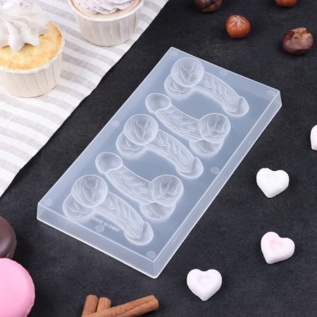 Form for ice and confectionery jewelry "18+", 1 figure, 15 x 7 cm, transparent-1