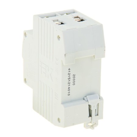 The switch is automatic, differential, 10a-1