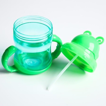 Children's stroke with silicone tube, 200 ml., With handles, color mix-6
