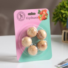 Set of wooden aromatic men 
