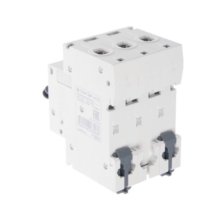 The circuit breaker SE CITY9 SET, B, 6A, 3P, 4.5 KA, 400 V-2