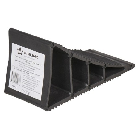 Empty, plastic emphasis