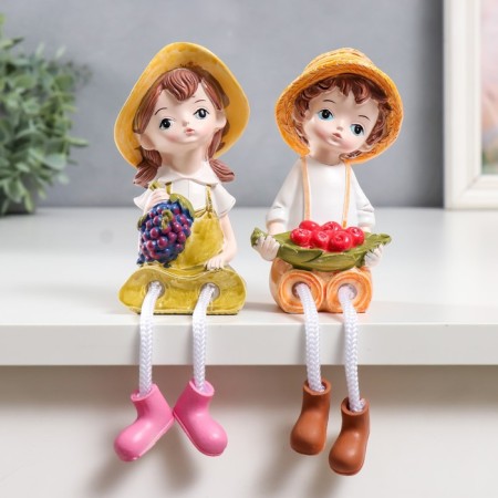 Souvenir Polystone "Boy/Girl with Fruits" Long legs mix 5.5x5x5x20 cm