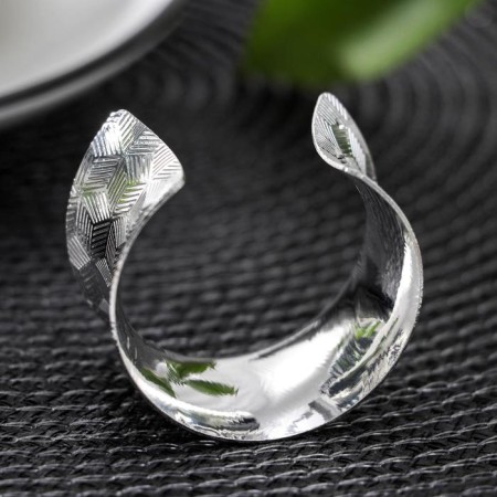 Ring for the napkin "City", 4 × 3.5 cm, silver color-1
