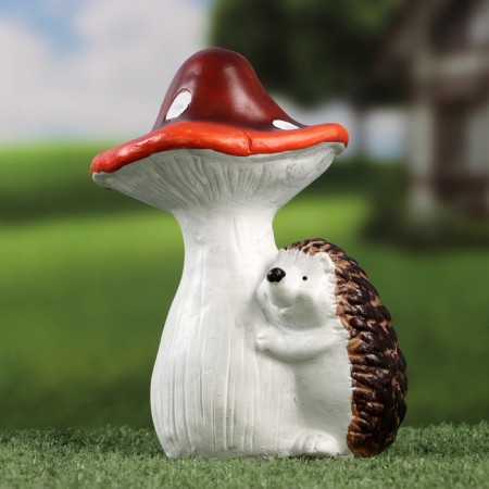 Garden figure "Hedgehog under fly agaric" 8x11x19cm-1