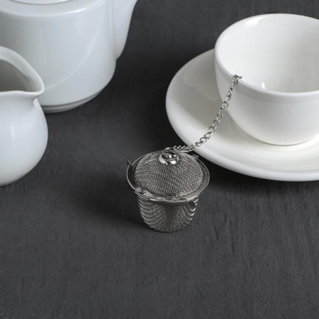 Sieve for tea "Basket", on a chain, 4.5 cm