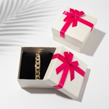 Gift box for the clock 