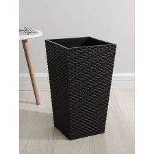 Kashpo for flowers with an insert 
