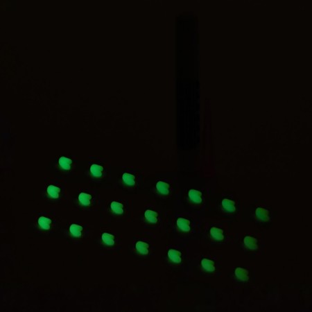 Faling claws "Antizarars" (20 pcs), size m, luminous-2