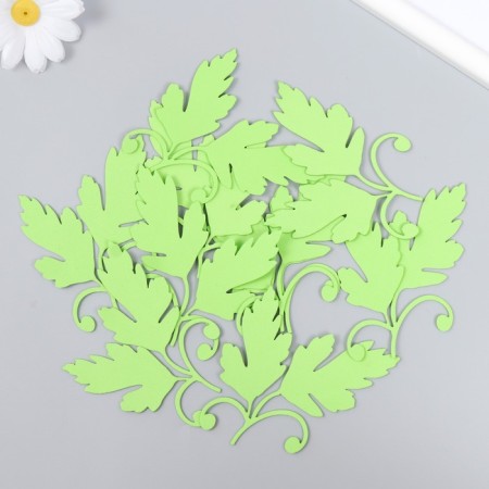 The workpiece from Foamiran "leaflets" 8x8 cm, thickness. 1mm, set 10 pcs, green-2