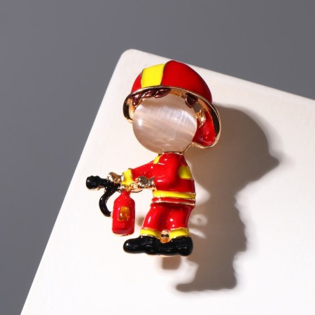 Firefighter brooch, red-yellow color in gold