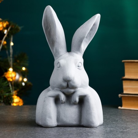 Figure "Hare Medium" 16x11x30cm