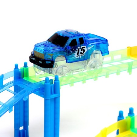The Flash Track Auto Track, with 2 cars, 638 cm, works from batteries-1