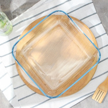Square tray of heat -resistant baking glass Borcam, 3.2 l, 28 × 28 cm-1
