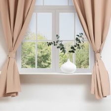 A set of curtains for the kitchen with sequences of Ethel 