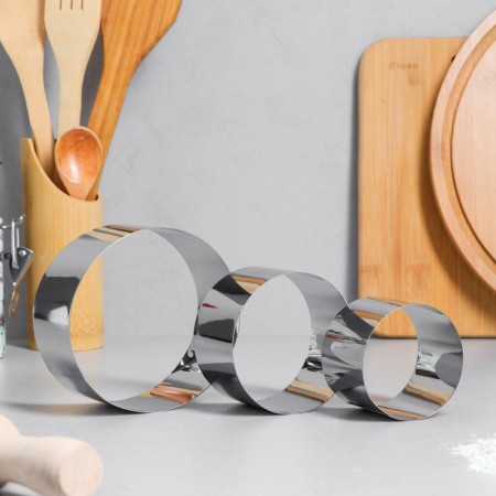 A set of baking forms and calculation "Circle", D-10, H-5 cm, 3 pcs