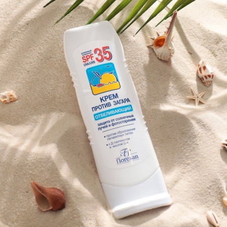The cream against tanning is whitening, SPF 35, 125 ml.