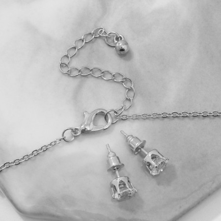 Headset 2 objects: earrings, pendant “heart” curved, white color in silver, 40 cm-1
