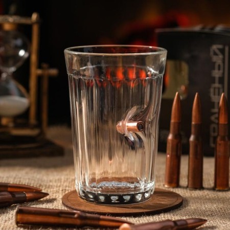 A glass faceted with a “impenetrable bullet. Nature”, 250 ml-3