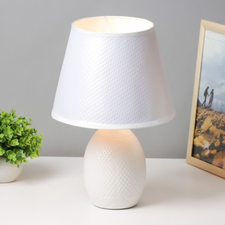 Parovarian table lamp 1x40W E27 white 23x23x34 cm Risalux