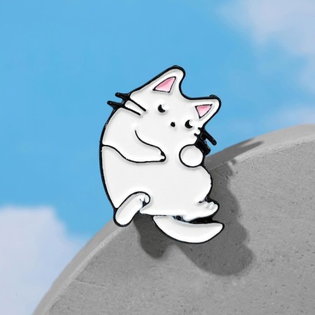 Icon "cat", white color in ferrous metal-1