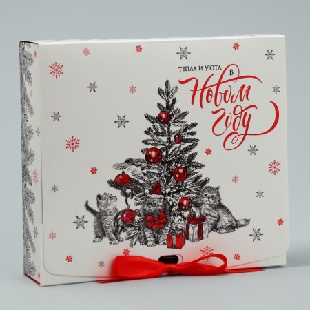 Box a gift New Year's folding double -sided "heat and comfort", 20 x 18 x 5 cm, new year-1