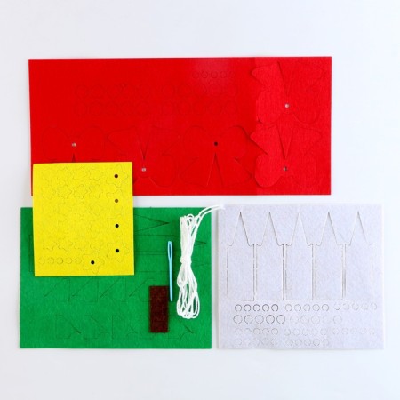 New Year's set for creating a garland of felt “New Year! Christmas tree and gift "-3