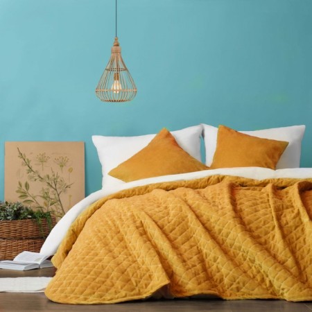 Bedspread with pillowcases "Tina", size 160x230 cm, yellow color-1