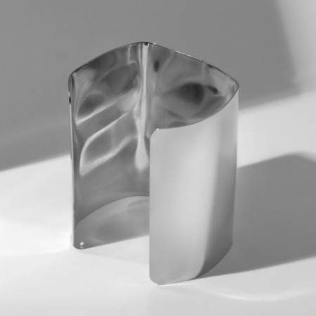 Bracelet Metal "Cuff" with deflection, color silver-2