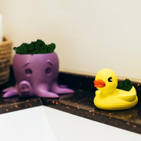 Concrete "duck" 6x8x5.5 cm yellow with moss (moss green. Stabilized)-6