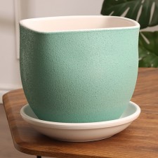 Flower pot 