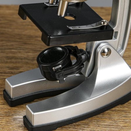 Microscope with a projector, a multiplicity of an increase in 50-1200x, with backlight,-3