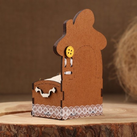 Needle "house" 7.5x5x12.5, oak, red, tree-2