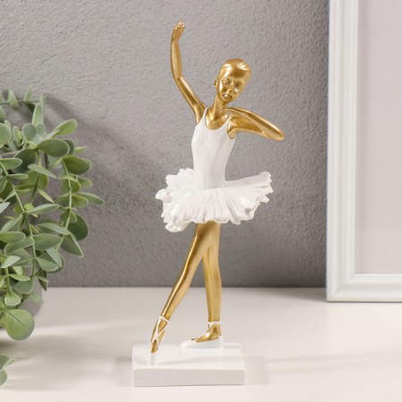 Polystone souvenir "Ballerina in a white pack" 9x7.5x22 cm