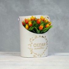 Carriage for flowers, vase oval with embossing 